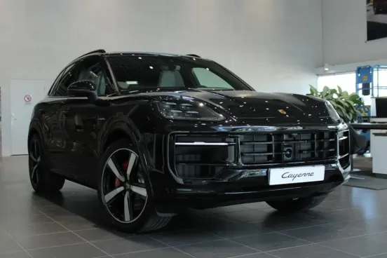 Porsche Cayenne S E-Hybrid 2025 – 3.600 km, Plug-in Hybrid, Automată, 4x4 – Leasing Financiar sau Operațional pe Societate, Avans Minim 15%, Perioadă Maximă 5 Ani
