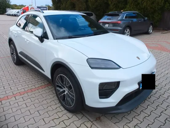 Porsche Macan 2025 – 6.800 km, 408 CP, Benzină, Automată – Leasing Financiar pentru Firme, Avans 15-50%, Rată 861 EUR/lună