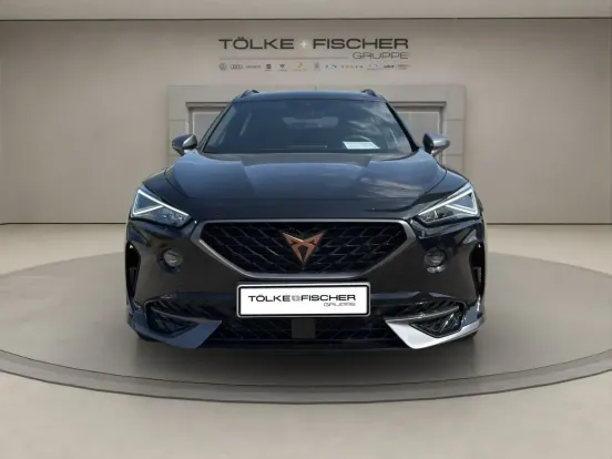 CUPRA Formentor 2024 – 7.078 km, SUV compact sport, Automată – Leasing Financiar sau Operaţional pe Societate, Avans 15-50%, Perioadă Maximă 1-5 Ani