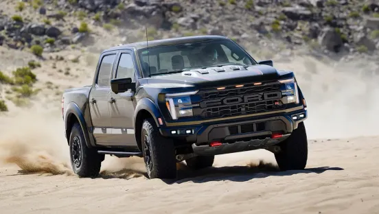 Ford Raptor: domină orice teren și orice șantier. Putere brută disponibilă în leasing în 2026 prin LeasingSH.ro