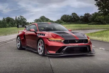 Ford Mustang în leasing pe firmă: cum să aduci o legendă în garajul companiei tale