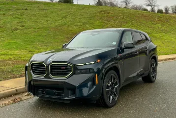 Cum să-ți trăiești visul fără să dai explicații în 2026: ia-ți propriul BMW XM în leasing și lasă firmele prietenilor în pace