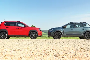 Dacia Sandero Stepway vs Fiat Grande Panda: Duelul crossoverelor accesibile și robuste