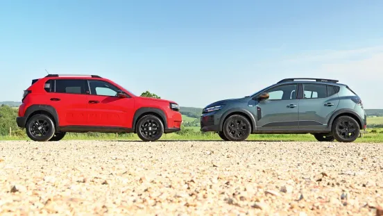 Dacia Sandero Stepway vs Fiat Grande Panda: Duelul crossoverelor accesibile și robuste