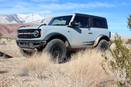 Review Ford Bronco: Cum să aduci Texasul în traficul din București și să-ți convingi contabilul că ai cumpărat o utilitară
