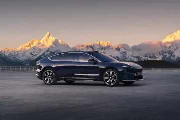Fenomenul NIO: Cine este „Tesla din China”, cum revoluționează industria prin schimbul de baterii și cu ce provocări se confruntă la nivel global