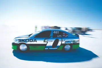 365 km/h cu o Škoda Octavia? Povestea necunoscută a celei mai rapide mașini din istoria mărcii