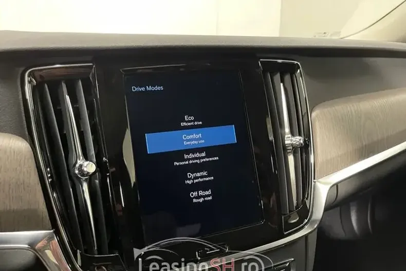 Volvo V90 din 2021 cu 103.132 km - oferta VOL101908 - foto 5