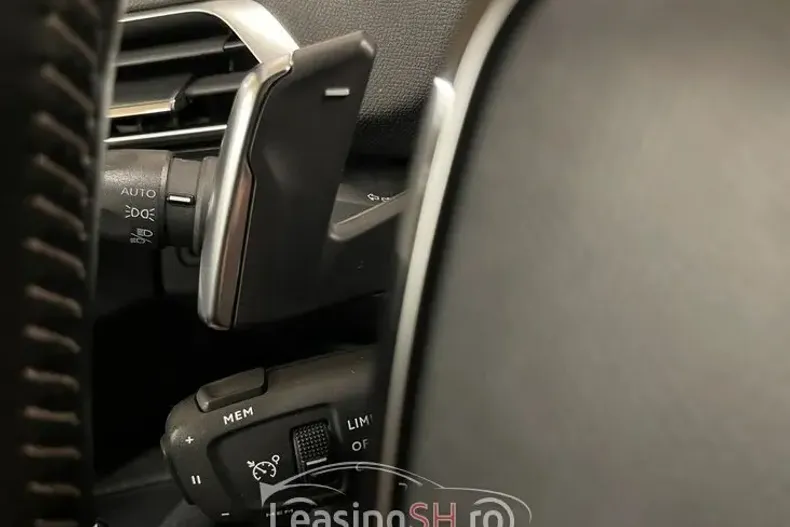 Peugeot 5008 din 2020 cu 80.068 km - oferta PEU102182 - foto 20