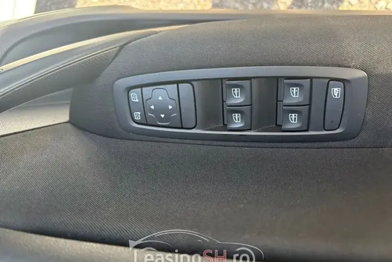 Renault Megane din 2021 cu 73.179 km - oferta REN100632 - foto 10