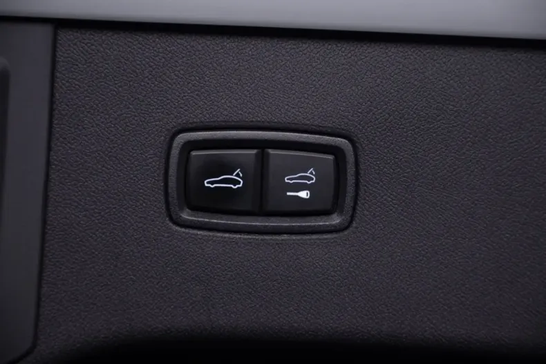 Porsche Cayenne din 2024 cu 24.490 km - oferta POR103312 - foto 19