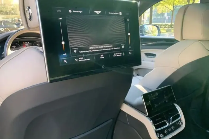 Bentley Bentayga din 2023 cu 26.233 km - oferta BEN103317 - foto 10