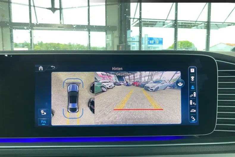 Mercedes-Benz GLE 400 din 2024 cu 7.320 km - oferta MER103323 - foto 12