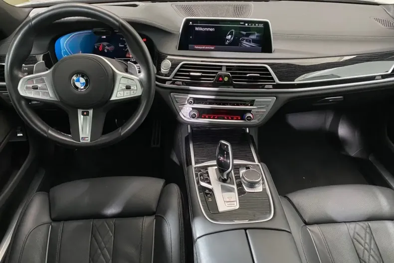 BMW 730 din 2022 cu 45.615 km - oferta BMW103327 - foto 5