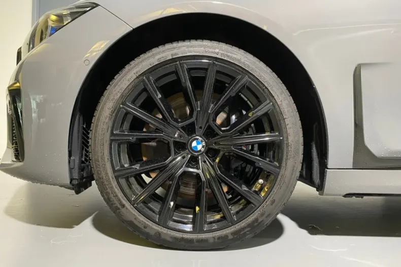 BMW 730 din 2022 cu 45.615 km - oferta BMW103327 - foto 12