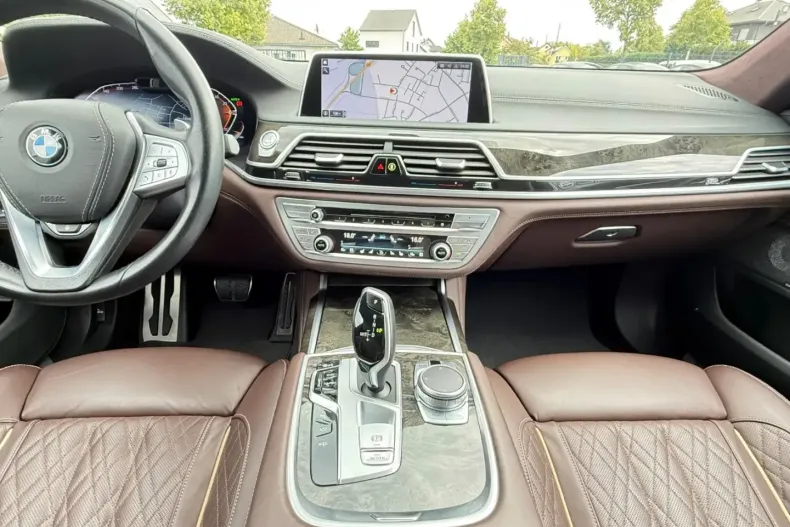 BMW 740 din 2022 cu 92.450 km - oferta BMW103331 - foto 14