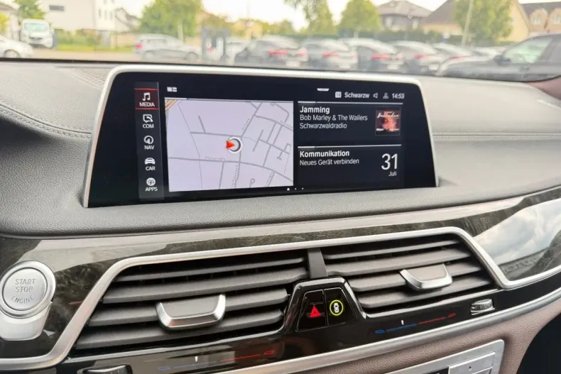 BMW 740 din 2022 cu 92.450 km - oferta BMW103331 - foto 35