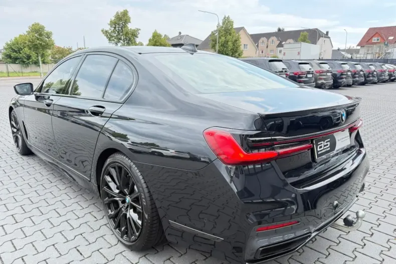 BMW 740 din 2022 cu 92.450 km - oferta BMW103331 - foto 47