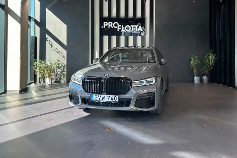 BMW 740 din 2021 cu 102.000 km - oferta BMW103332 - foto 1