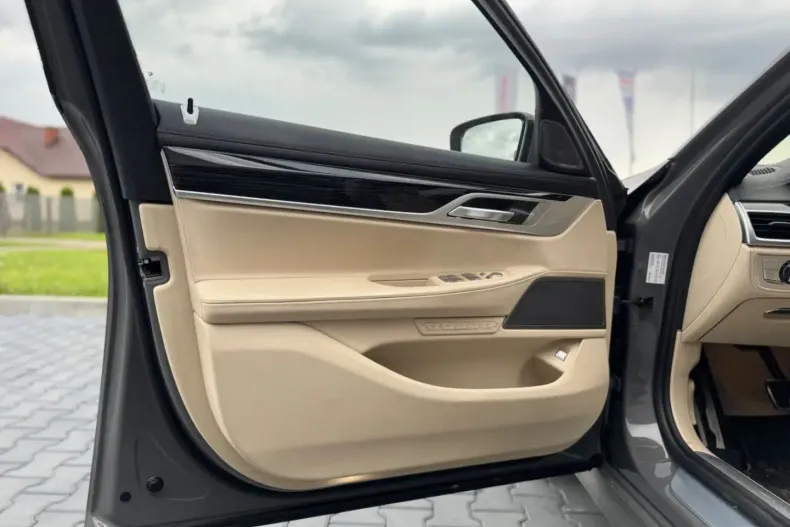 BMW 730 din 2021 cu 110.300 km - oferta BMW103335 - foto 7