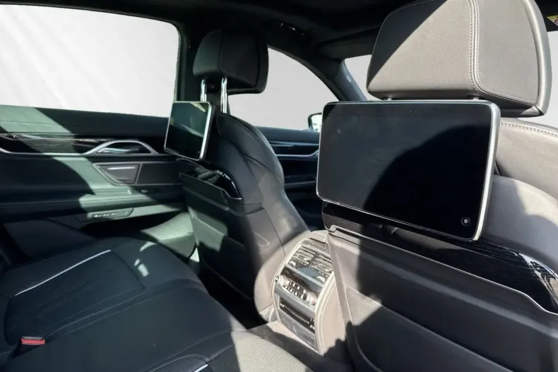 BMW 740 din 2021 cu 80.740 km - oferta BMW103339 - foto 17