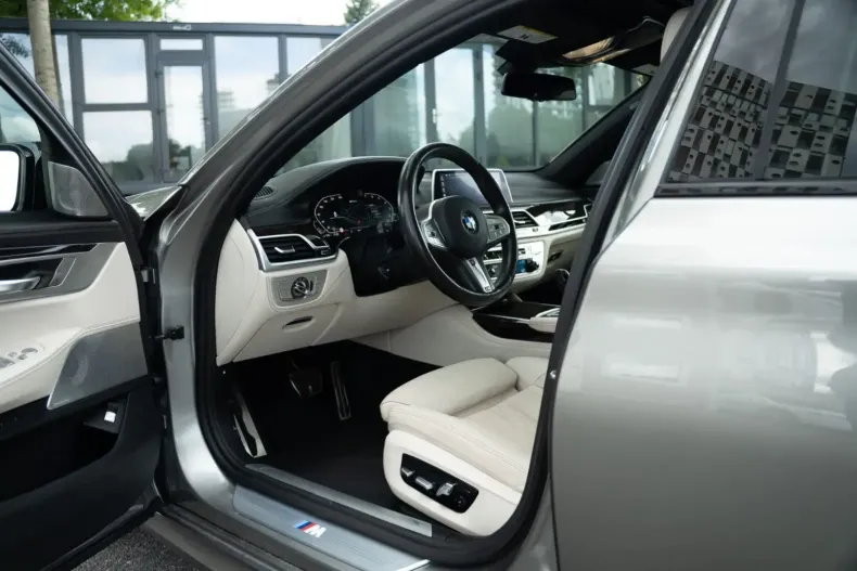 BMW 745 din 2020 cu 59.600 km - oferta BMW103341 - foto 21