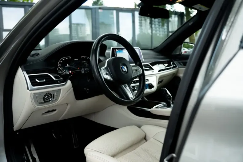 BMW 745 din 2020 cu 59.600 km - oferta BMW103341 - foto 23