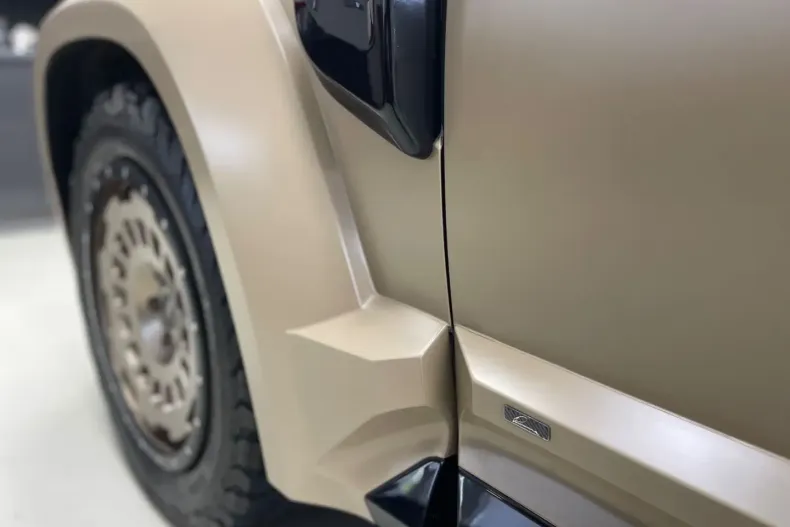 Land Rover Defender din 2021 cu 33.760 km - oferta LAN103357 - foto 14