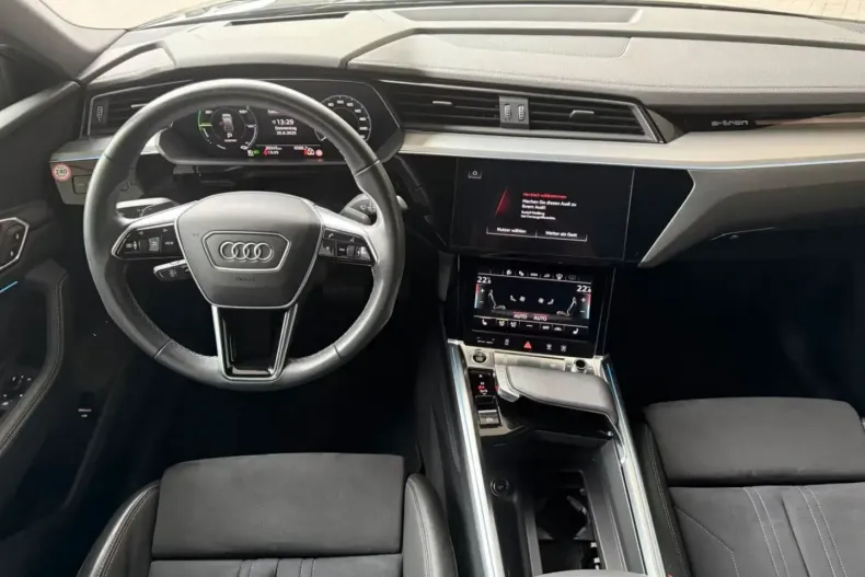 Audi Q8 din 2023 cu 20.000 km - oferta AUD103359 - foto 8