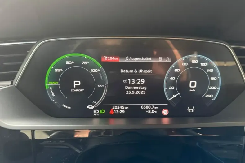 Audi Q8 din 2023 cu 20.000 km - oferta AUD103359 - foto 9