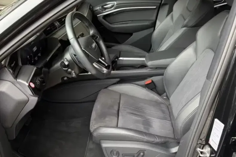 Audi Q8 din 2023 cu 20.000 km - oferta AUD103359 - foto 11