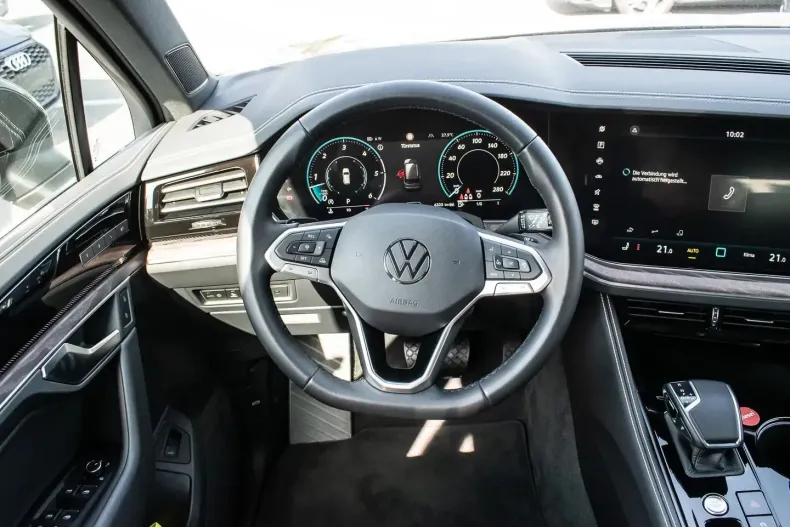 Volkswagen Touareg din 2024 cu 6.540 km - oferta VOL103361 - foto 10