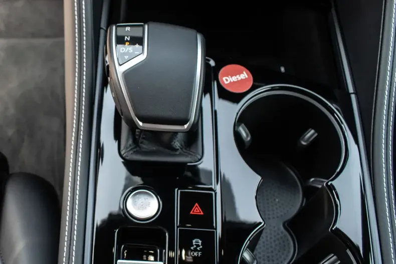 Volkswagen Touareg din 2024 cu 6.540 km - oferta VOL103361 - foto 12