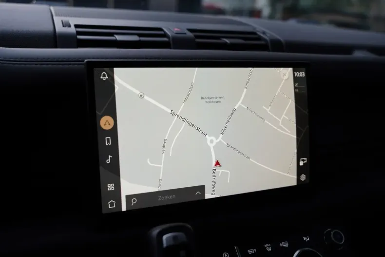 Land Rover Defender din 2023 cu 29.476 km - oferta LAN103365 - foto 11