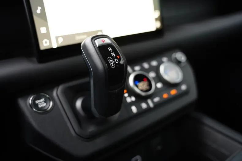 Land Rover Defender din 2023 cu 29.476 km - oferta LAN103365 - foto 19