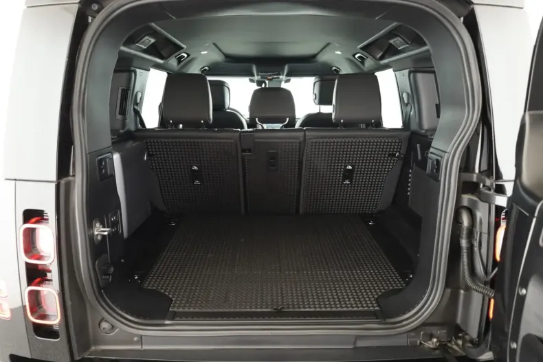 Land Rover Defender din 2023 cu 51.900 km - oferta LAN103368 - foto 8