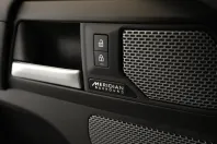 Land Rover Defender din 2023 cu 51.900 km - oferta LAN103368 - foto 24