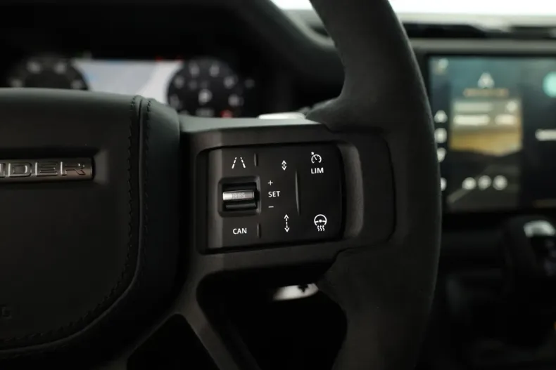 Land Rover Defender din 2023 cu 51.900 km - oferta LAN103368 - foto 28