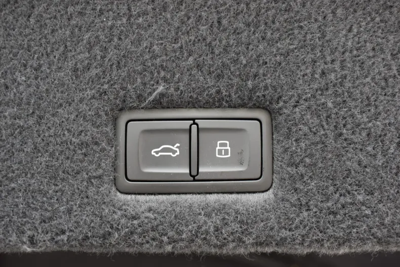 Lamborghini Urus din 2021 cu 60.000 km - oferta LAM103370 - foto 25