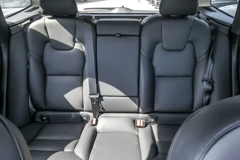 Volvo XC60 din 2024 cu 58.876 km - oferta VOL103374 - foto 33