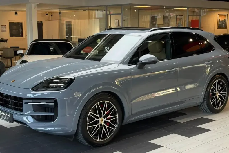 Porsche Cayenne din 2023 cu 34.631 km - oferta POR103377 - foto 2