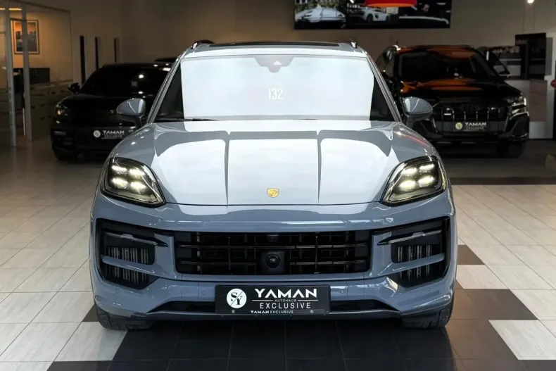 Porsche Cayenne din 2023 cu 34.631 km - oferta POR103377 - foto 3