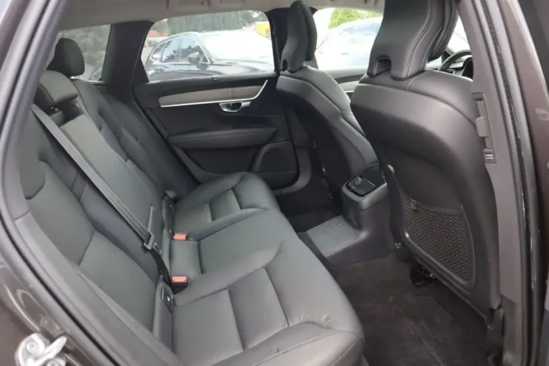 Volvo V90 din 2021 cu 28.434 km - oferta VOL103378 - foto 12