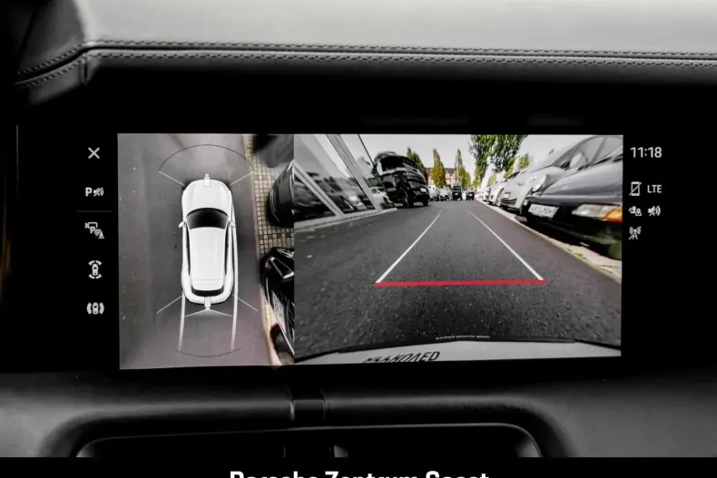 Porsche Taycan din 2023 cu 59.900 km - oferta POR103379 - foto 10