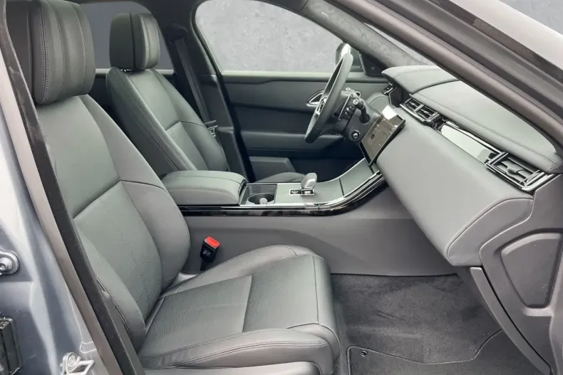 Land Rover Range Rover Velar din 2024 cu 2.700 km - oferta LAN103385 - foto 8