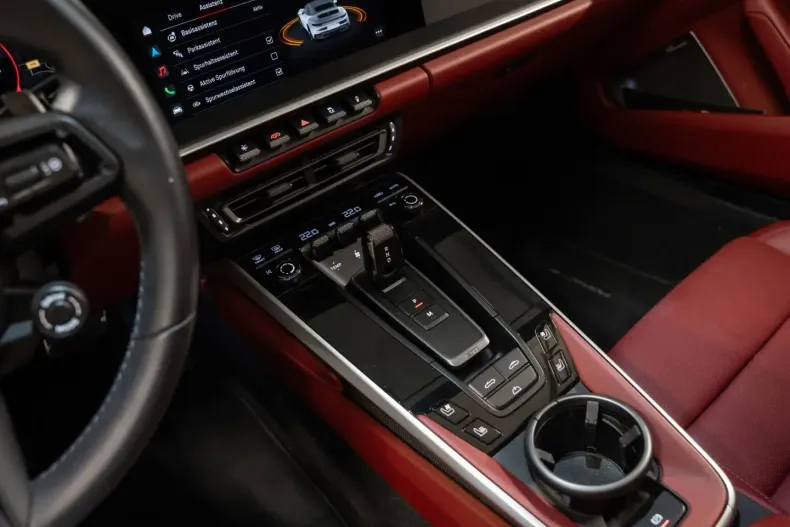 Porsche 992 din 2024 cu 13.200 km - oferta POR103388 - foto 21