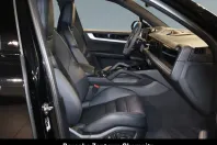 Porsche Cayenne din 2024 cu 26.990 km - oferta POR103391 - foto 13