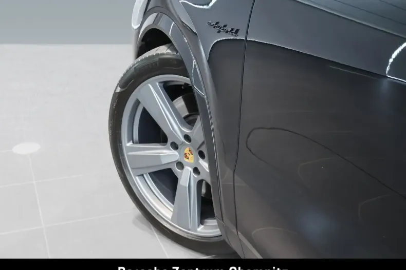 Porsche Cayenne din 2024 cu 26.990 km - oferta POR103391 - foto 34