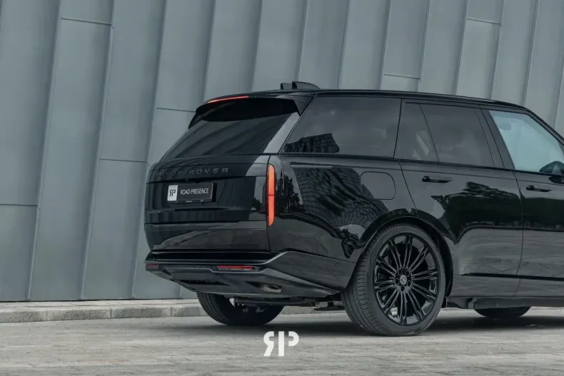 Land Rover Range Rover din 2024 cu 11.000 km - oferta LAN103396 - foto 4