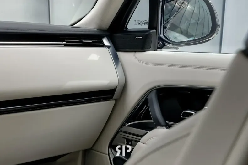 Land Rover Range Rover din 2024 cu 11.000 km - oferta LAN103396 - foto 10